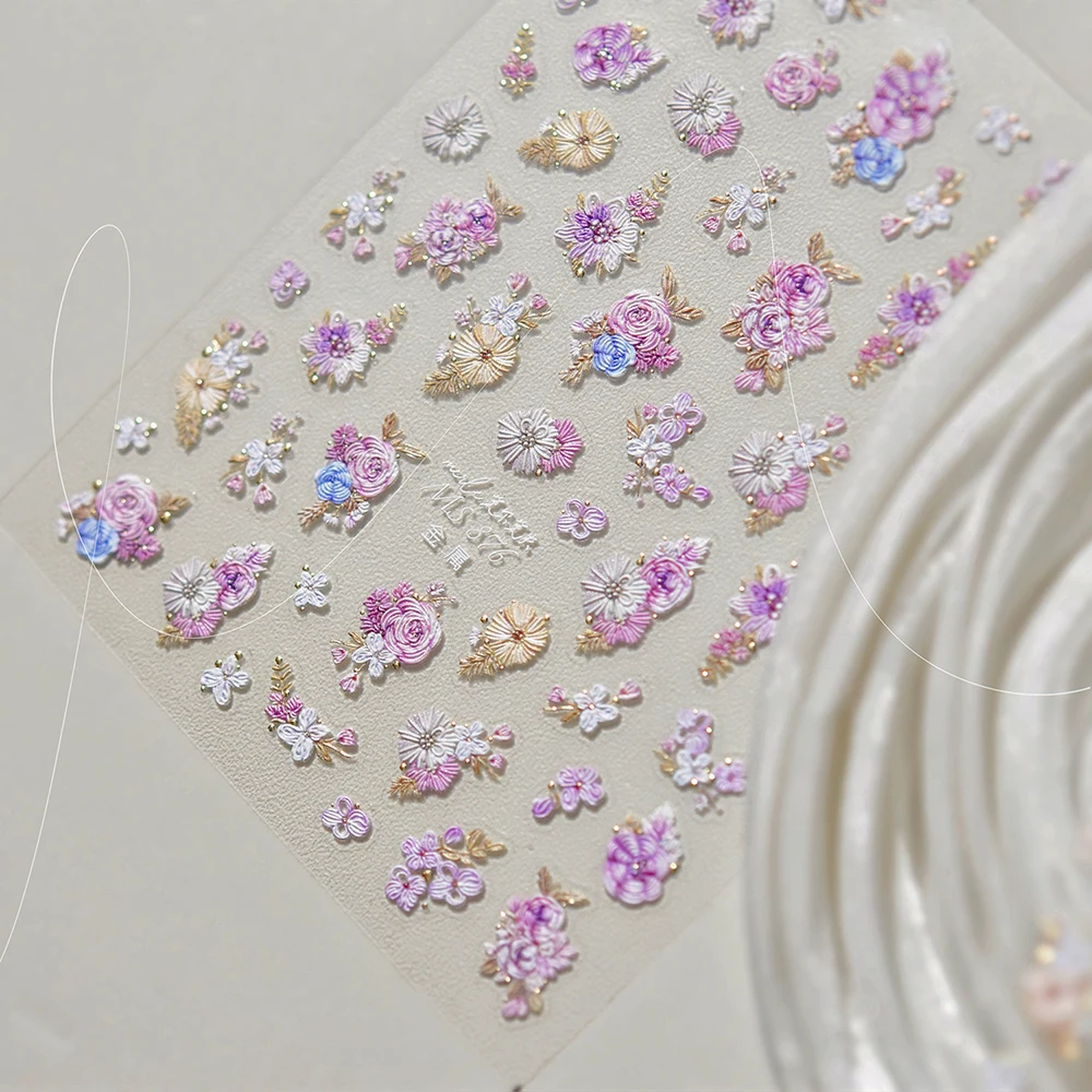 1 foglio delicato ricamato rosa nail art adesivo decalcomanie 5D petalo di rosa cursori autoadesivi squisiti fiore manicure decalcomanie