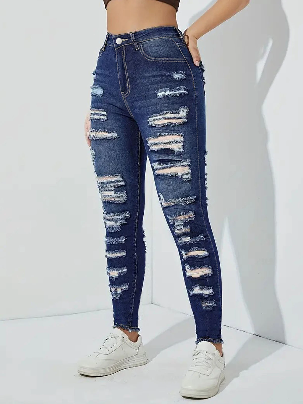 

Ripped Frayed Slant Pocket Skinny, Ladies Casual Button, Zipper Natural Long Dark Wash Cotton Women Jeans, Daily Wear