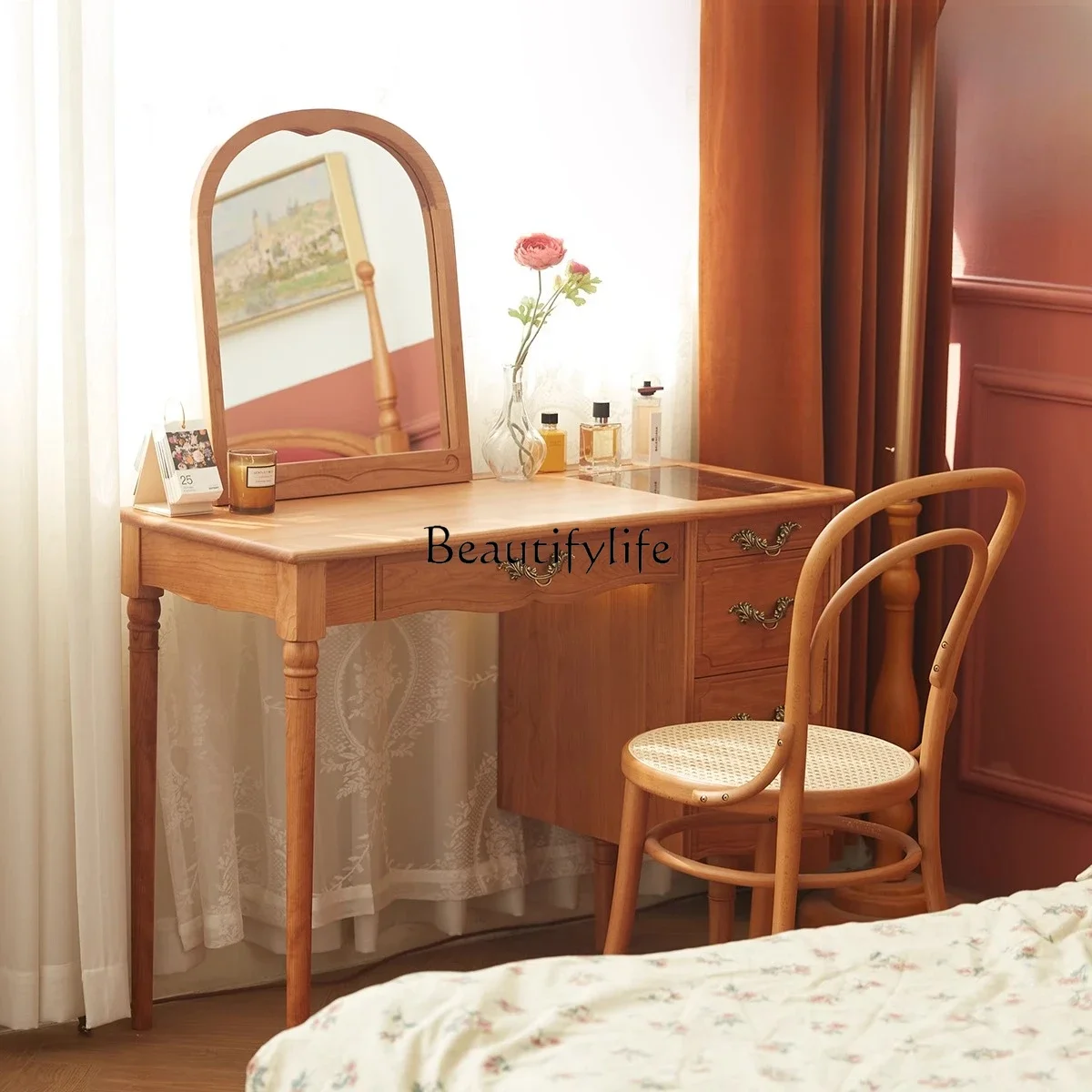 

01Solid wood dresser small apartment bedroom retro French storage integrated cabinet makeup table