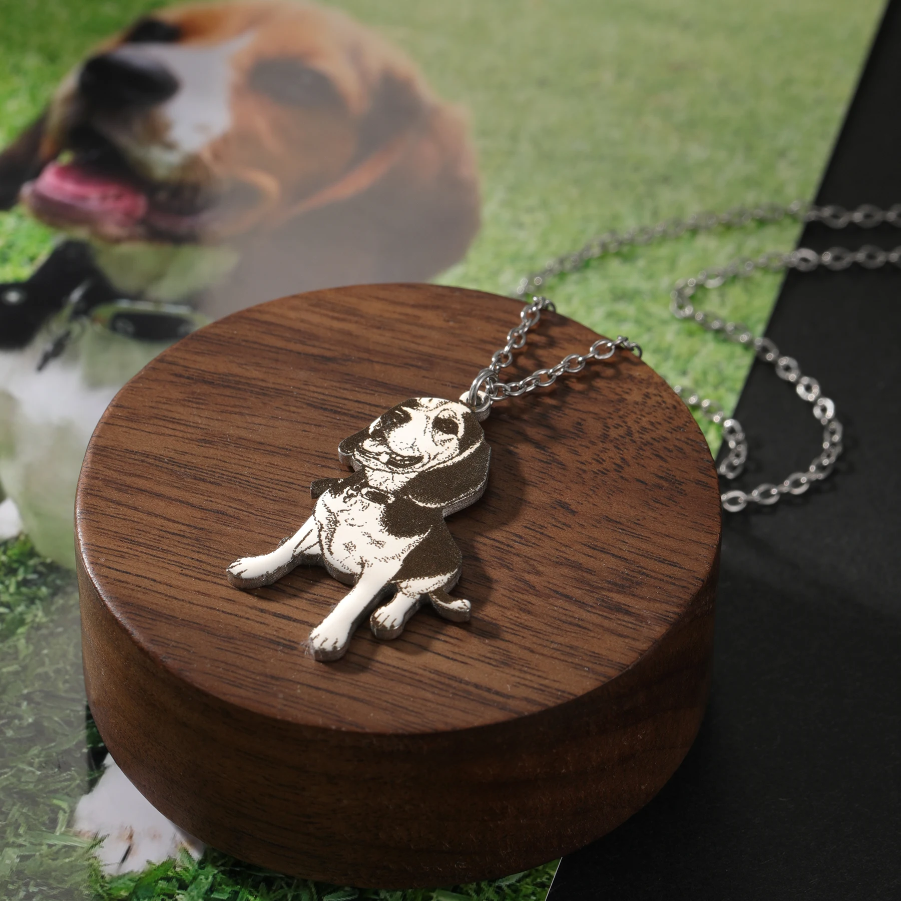 

Custom Pet Photo Necklace Personalized Engraved Pet Picture Stainless Steel Laser Engraved Jewelry Memorial Gift for Pet Lovers
