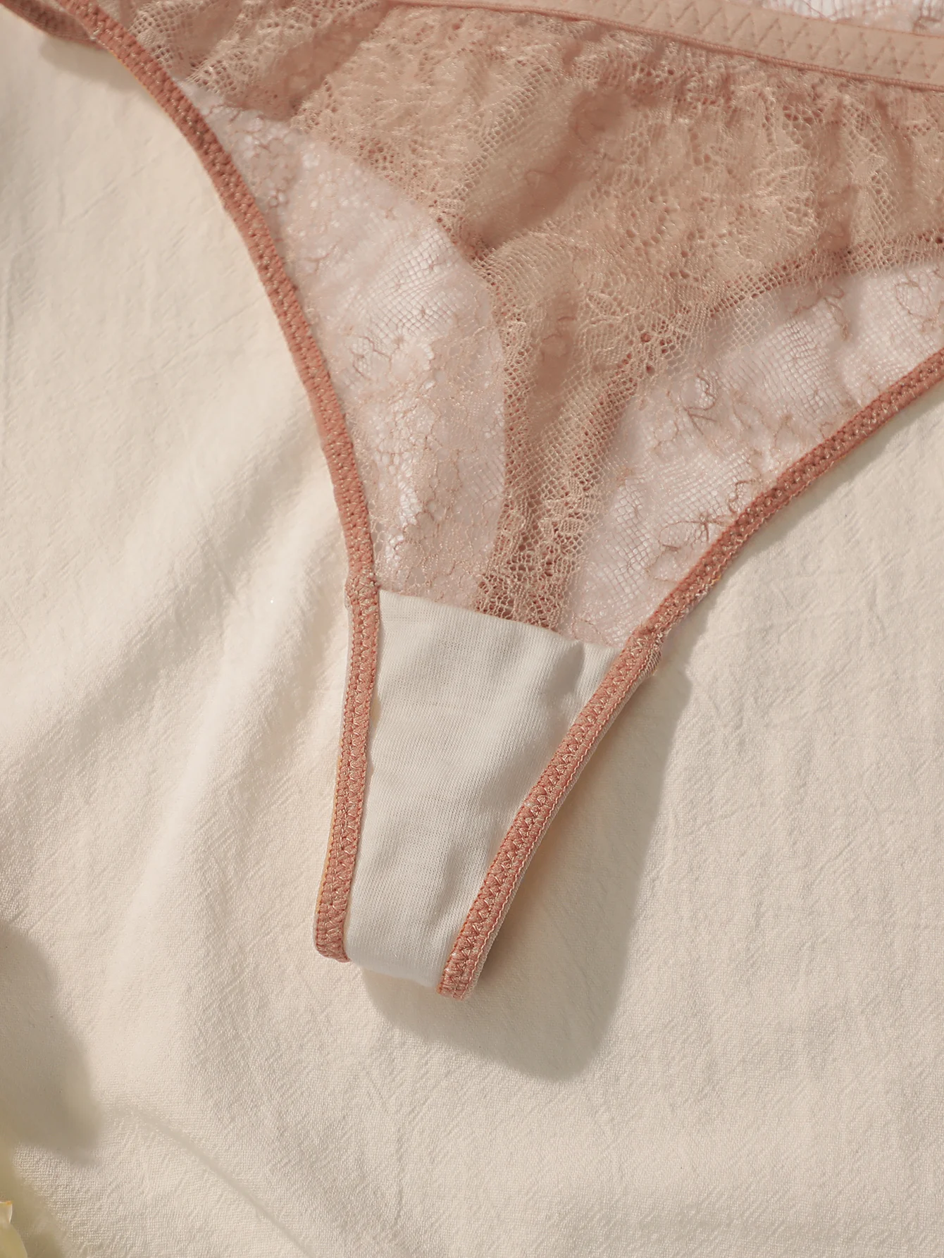 Dámská spodní prádlo s vyšívanou krajkou, bezešvým límcem, push-up ramenním popruhem, nastavitelnou podprsenkou YS2920 - náhled 6