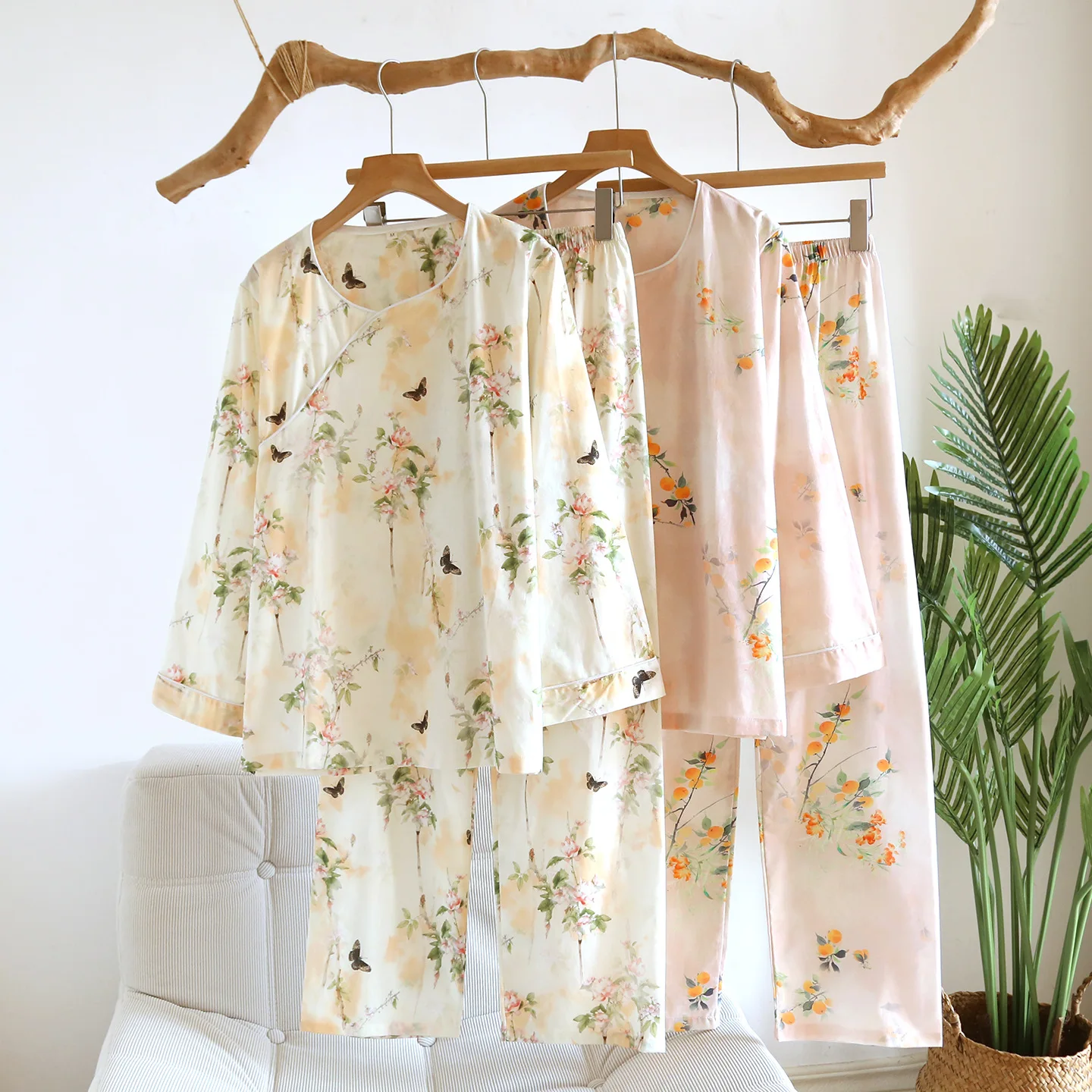 Spring Autumn Women's Pajamas Print Cotton Women Home Clothes 2-piece Set Long Sleeved Pullover Pants Women Sleepwear