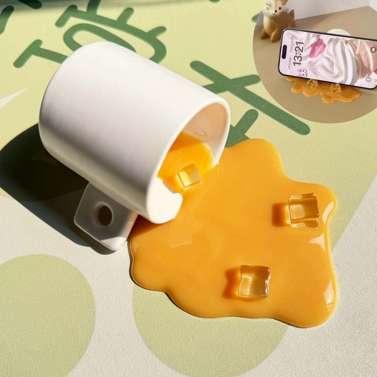 

1pc simulation of falling coffee cup model phone holder made of PVC material for photography props and furniture decoration