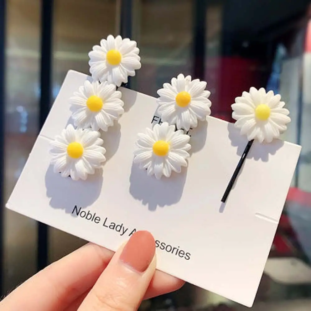 Cute Mini Acrylic White Flower Daisy Hairpins Hair Clips Barrettes Flower Clip