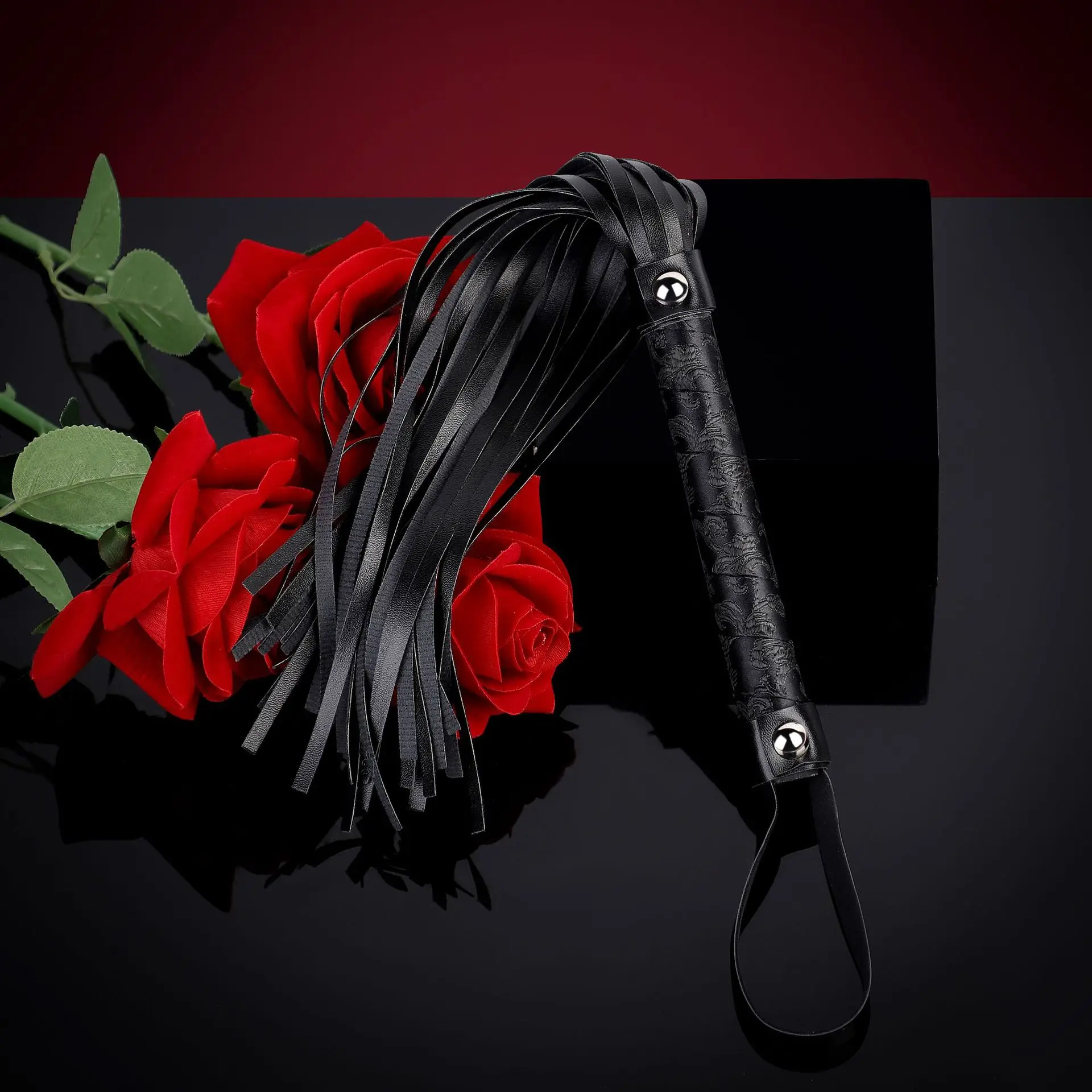 

50 см из искусственной кожи кнут для лошади, заклепка с усиленной ручкой Flogger кнут верховой езды для тренировки лошадей