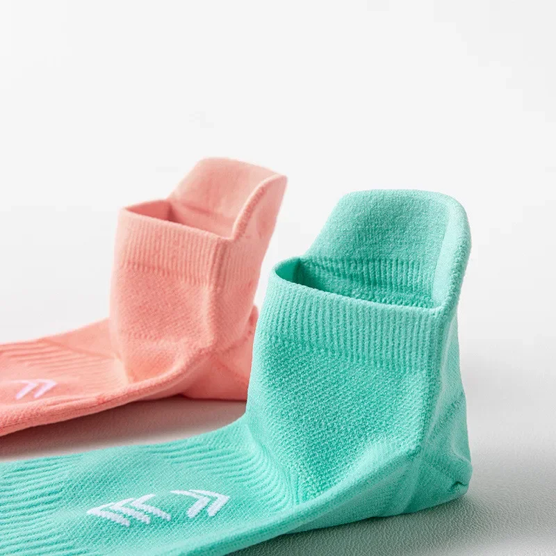 Chaussettes de course en coton pour hommes et femmes, 1 paire, fines et respirantes, antidérapantes, coupe basse, cheville, équitation, cyclisme,