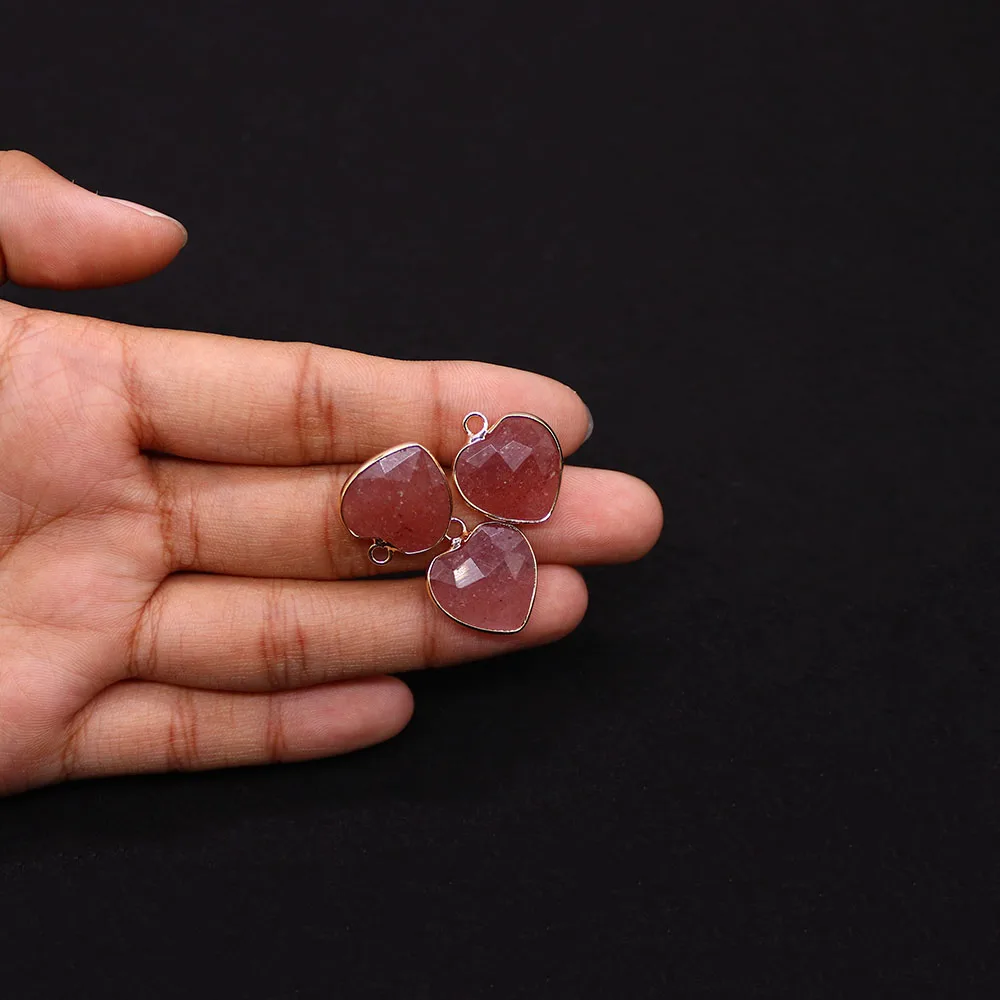 

Подвеска в форме сердца из полированного амазонита и клубничного кварца с гальваническим покрытием, с одним отверстием, для самостоятельного изготовления ожерелий, серег и ювелирных изделий