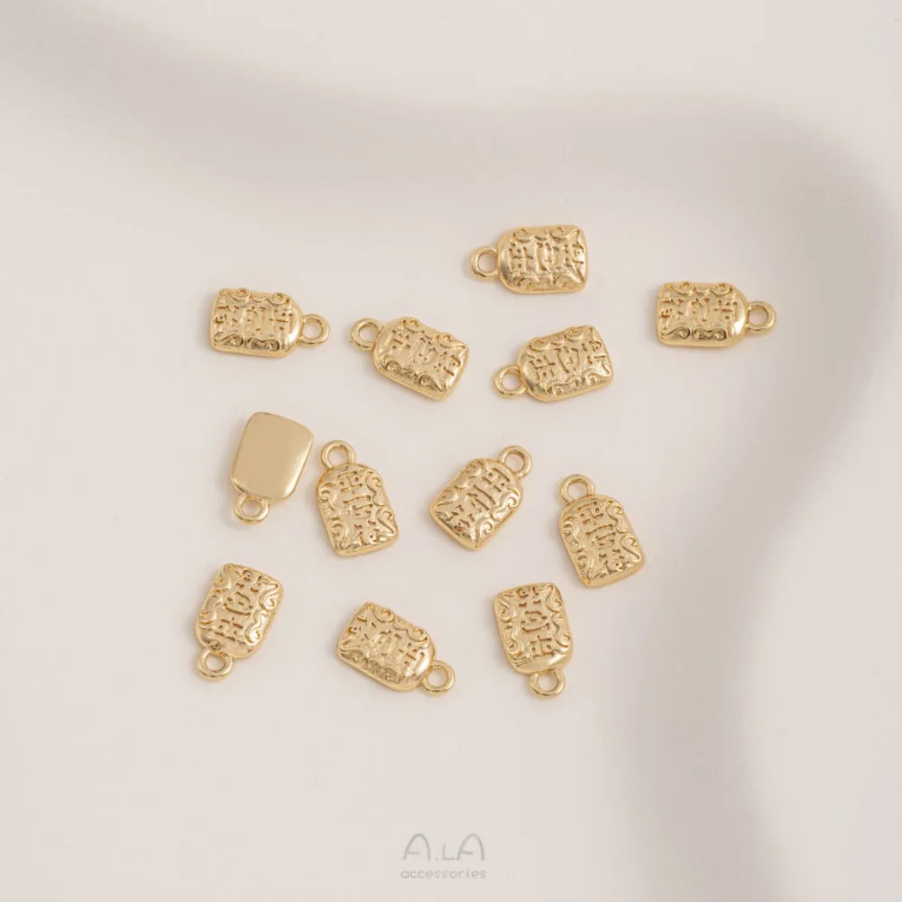 1 قطعة دلايات النحاس 14K الذهب اللون الحصول على الغنية شنق العلامات السلام سحر المعلقات الصغيرة اليدوية أساور يدوية مجوهرات اكسسوارات