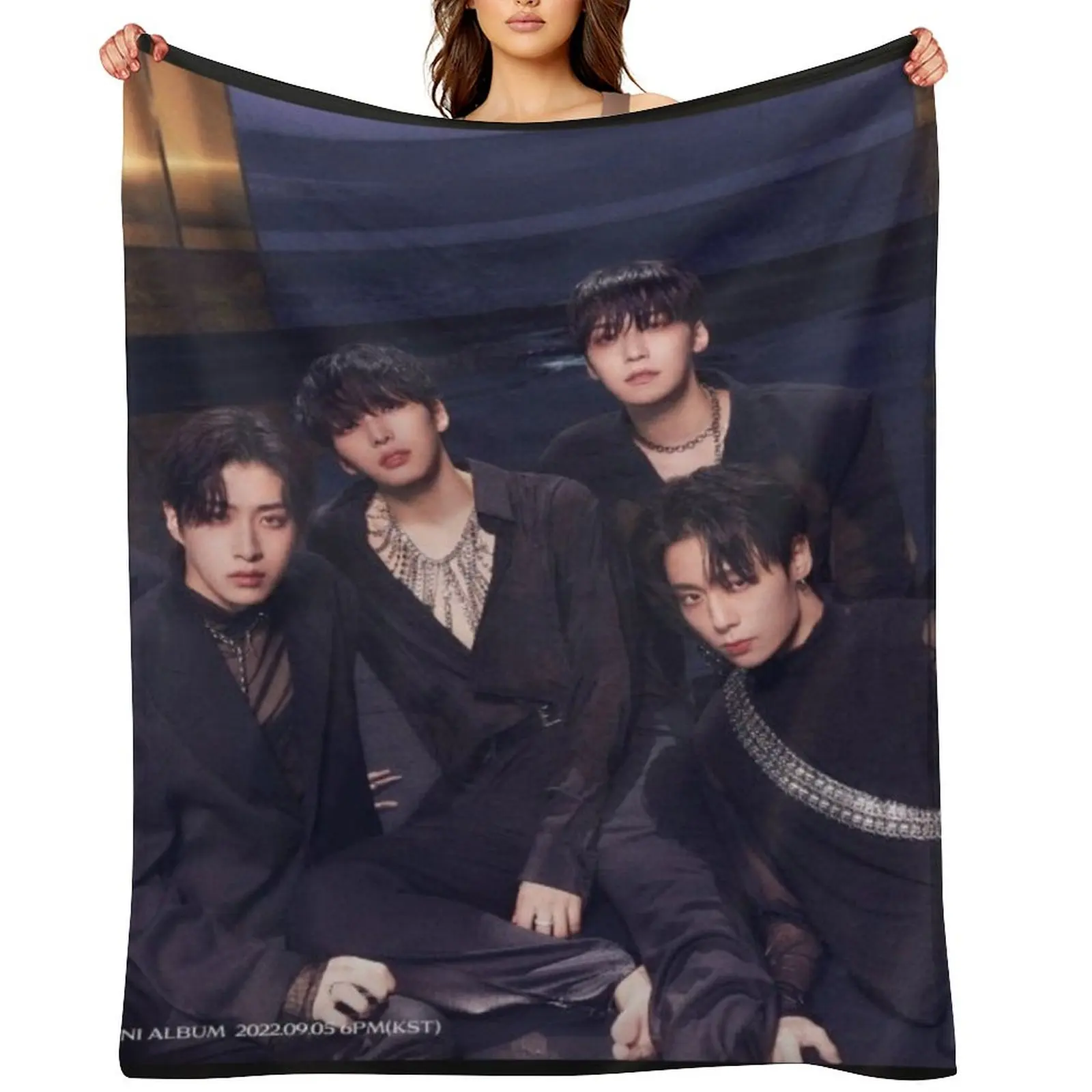 

Oneus malus same scent kpop boy band group korean Ravn, Seoho, Leedo, Keonhee, Hwanwoong, Xion Throw Blanket bed plaid Blankets