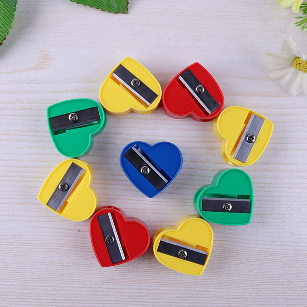 

60pcs Heart Shaped Pencil Sharpener for Eyebrow Lip Pencils Compact Travel Size Plastic Love Design Sharpening Tools Student