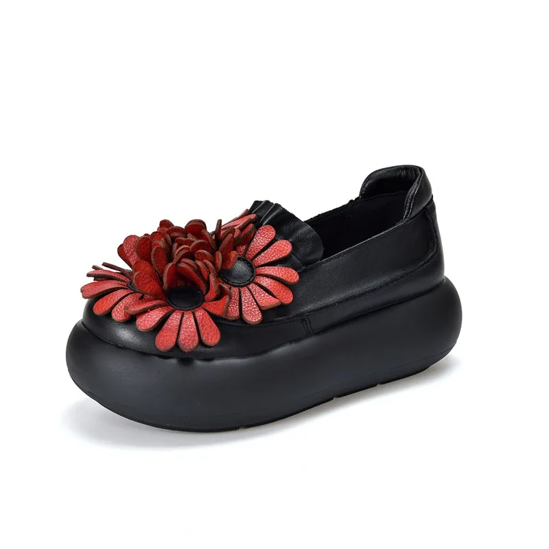 Thick Soled Sponge Cake Shoes for Women in The Autumn of 2025, New Retro and Casual Ethnic Style Flower Shaped Duo Le Fu Shoes view 4