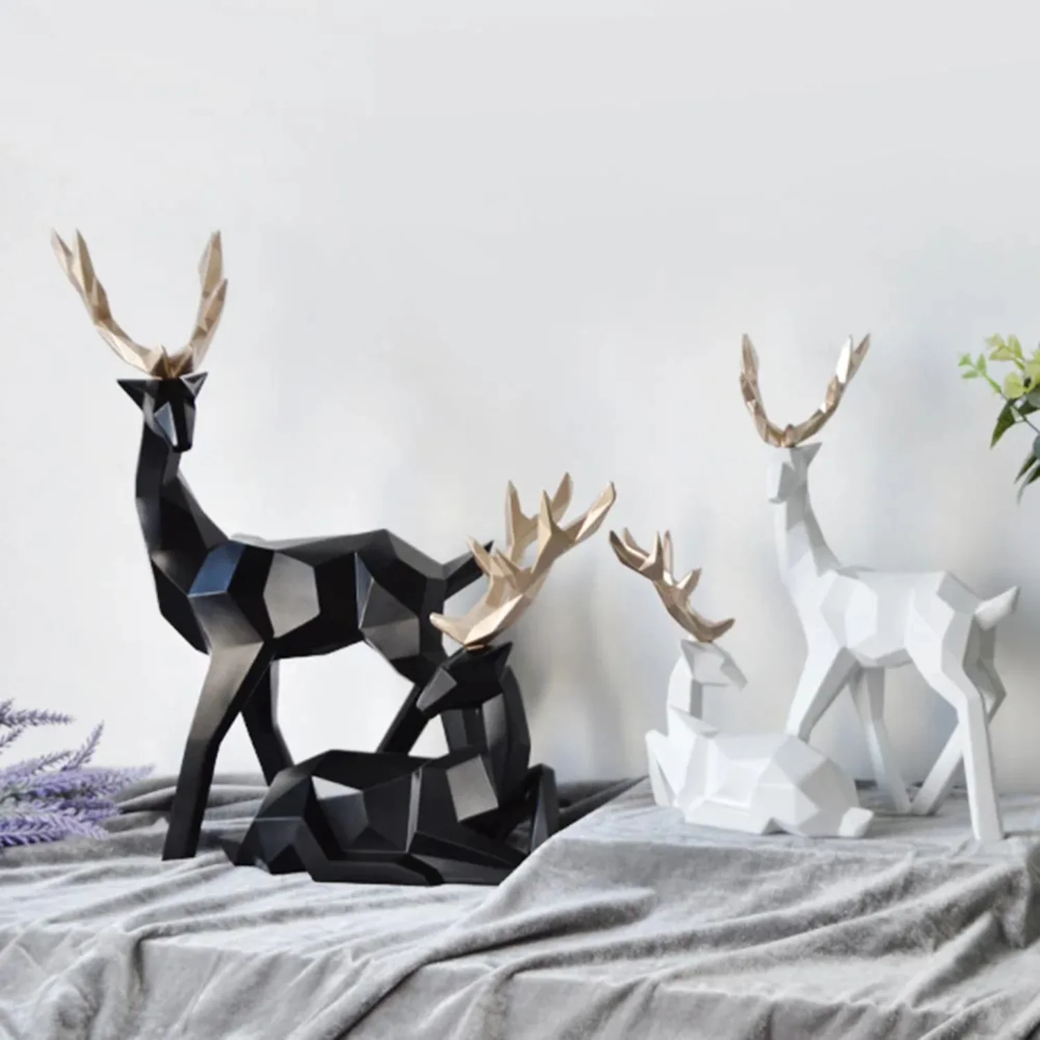 Modern Geometric Deer Decor Statue - 2Pc Resin Sculpture Set | Abstract Nordic Statues & Figurines for Tabletop | Contemporary D