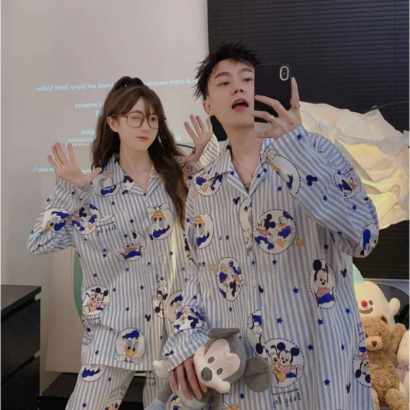 Disney couple pajamas winter men and women couple suit warm cartoon two-piece suit Disney loungewear Donald Duck pajamas