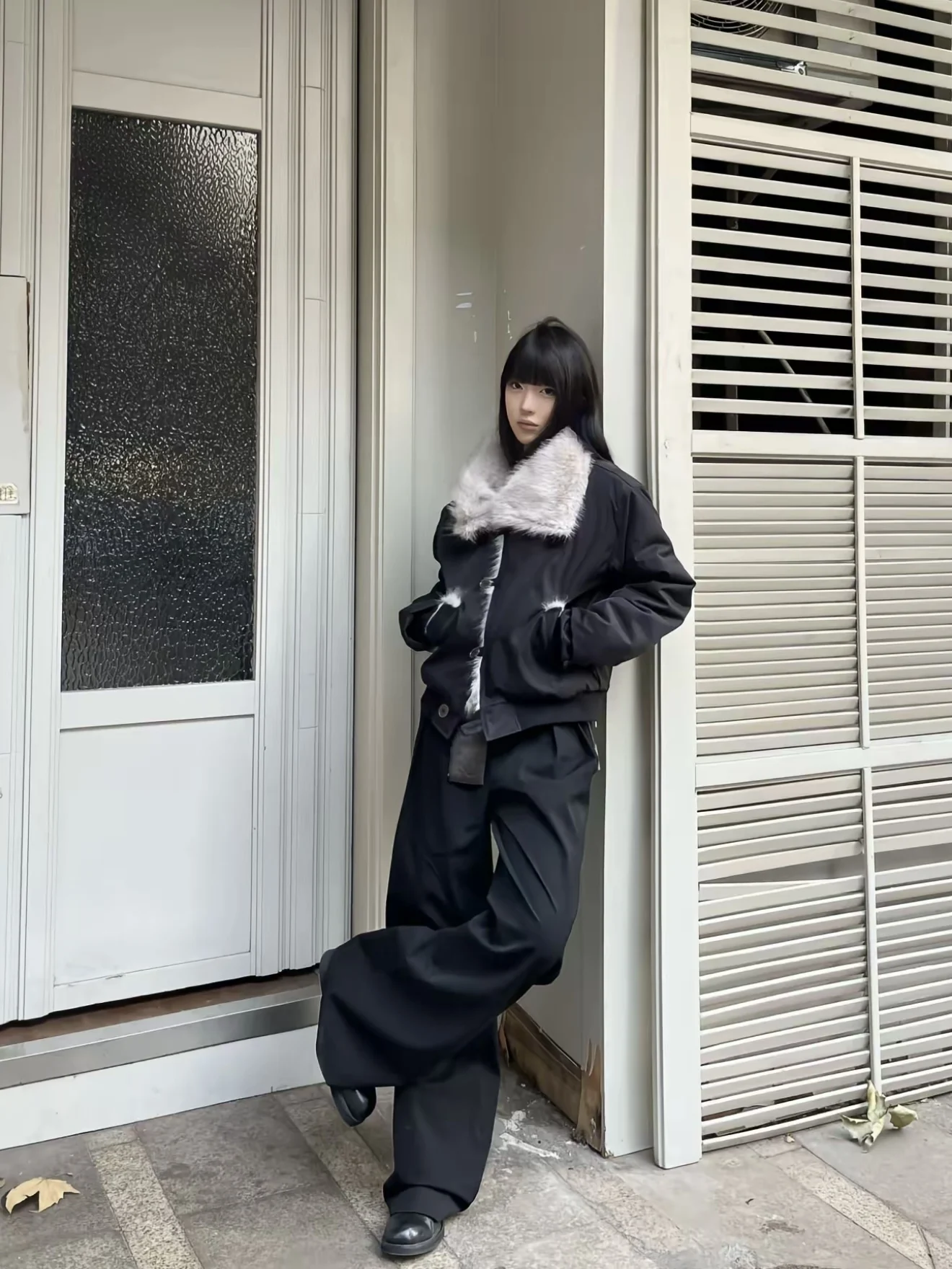 

Зимнее мужское и женское пальто-бомбер из искусственного меха с серебряными синими лацканами и застежкой-молнией, длинное хлопковое пальто-бомбер све, теплая пушистая подкладка