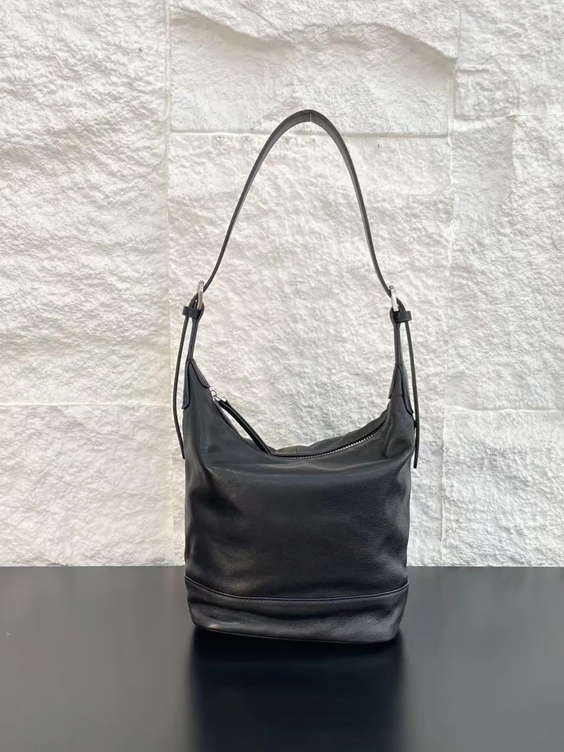 Tannery Leather Bucket Bag Hobo Underarm Women's Fashion Versatile Single Shoulder Crossbody Small Bag Autumn Winter New 2025