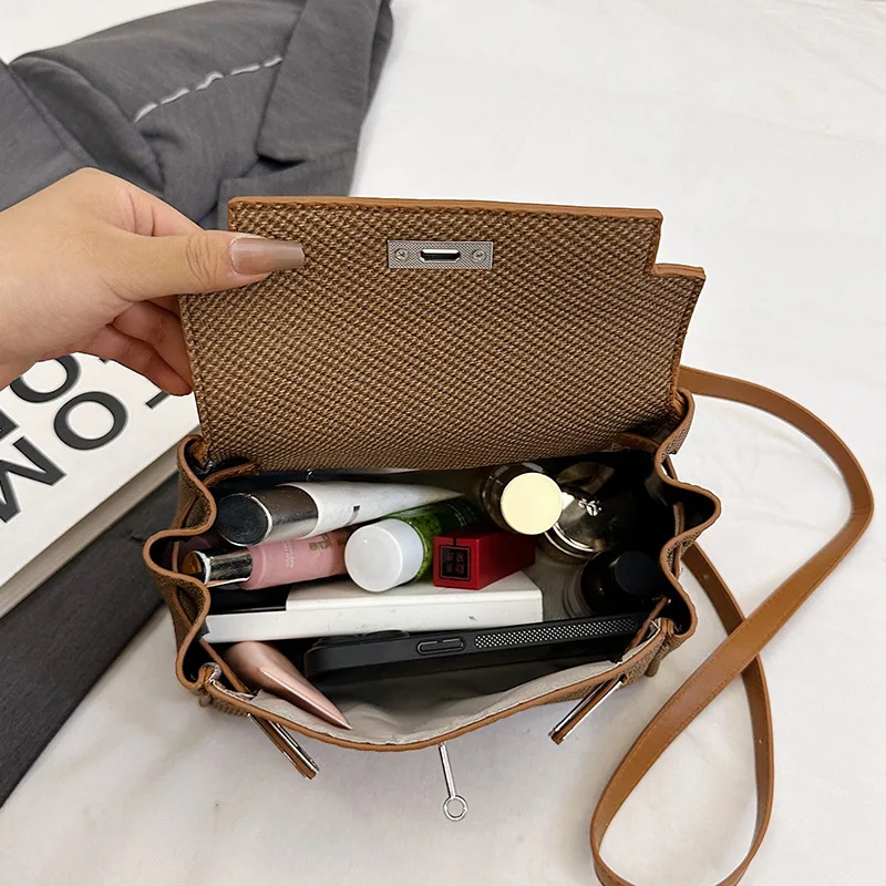 حقيبة كيلي الفاخرة 2025 - محفظة كروس محكمة للنساء المحترفات