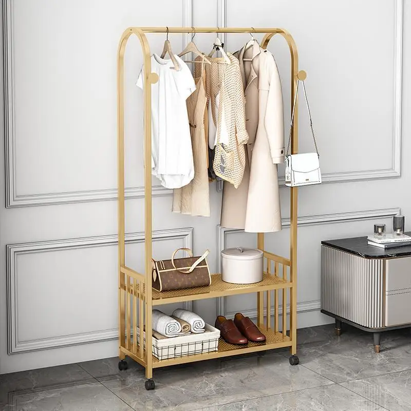 Benutzerdefinierte Nordic stand Schlafzimmer Mantel Rack Mobile Lagerung Rack Moderne Organizer Hause Licht Luxus Kleidung Rack