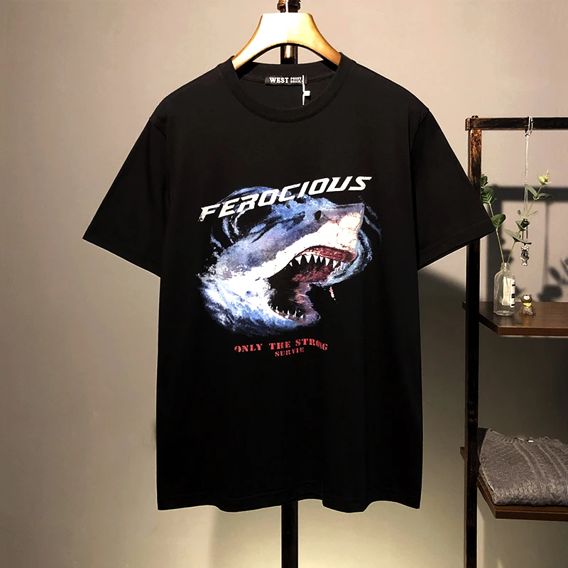 

Faionable ark Print Cotton T-irt Men's round Ne ort Sve Versatile Summer New Sle Personali Trendy Brand Tee