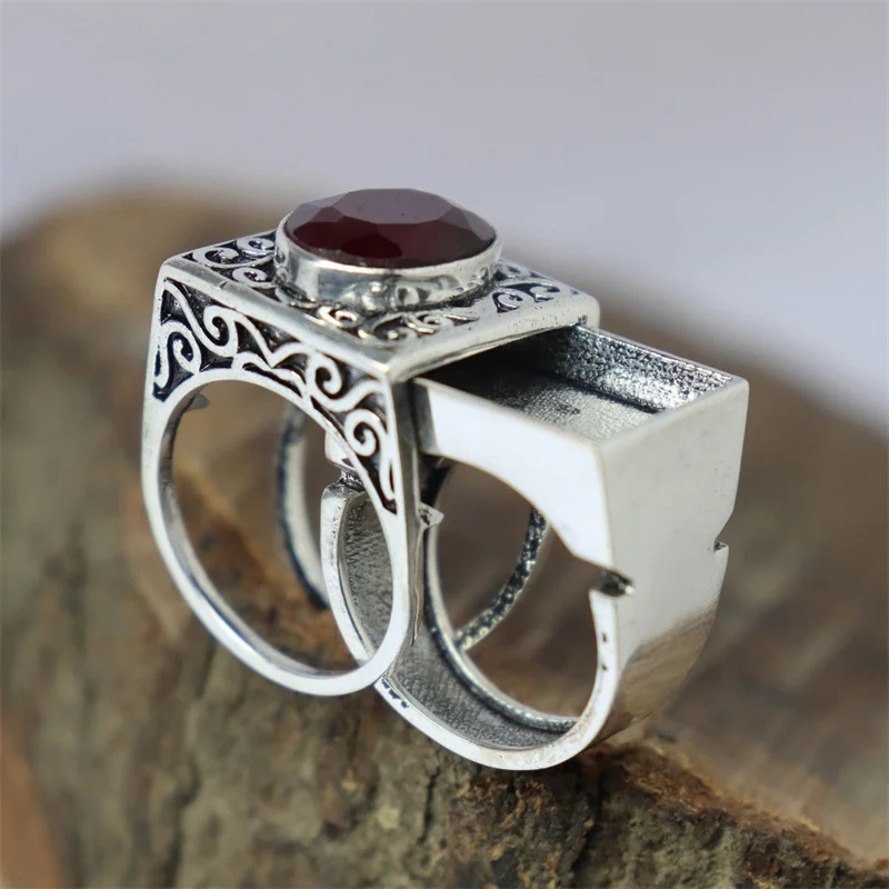 Dazzling Vintage Silver Color Round Men Rings Set Fashion Red Stones Party Bridal Ring Jewelry