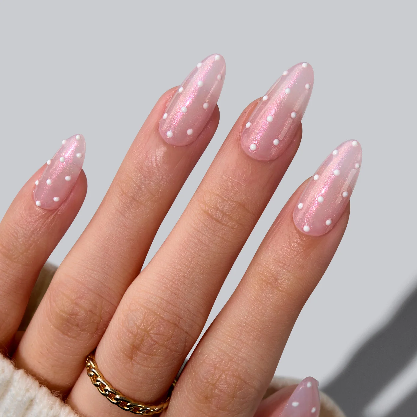 

Ladies' Favorite：Spring Summer Pink Glossy False Fake Nails High Quality Wholesale Medium Almond 3D Polka Dot Design Soft Gel Pr
