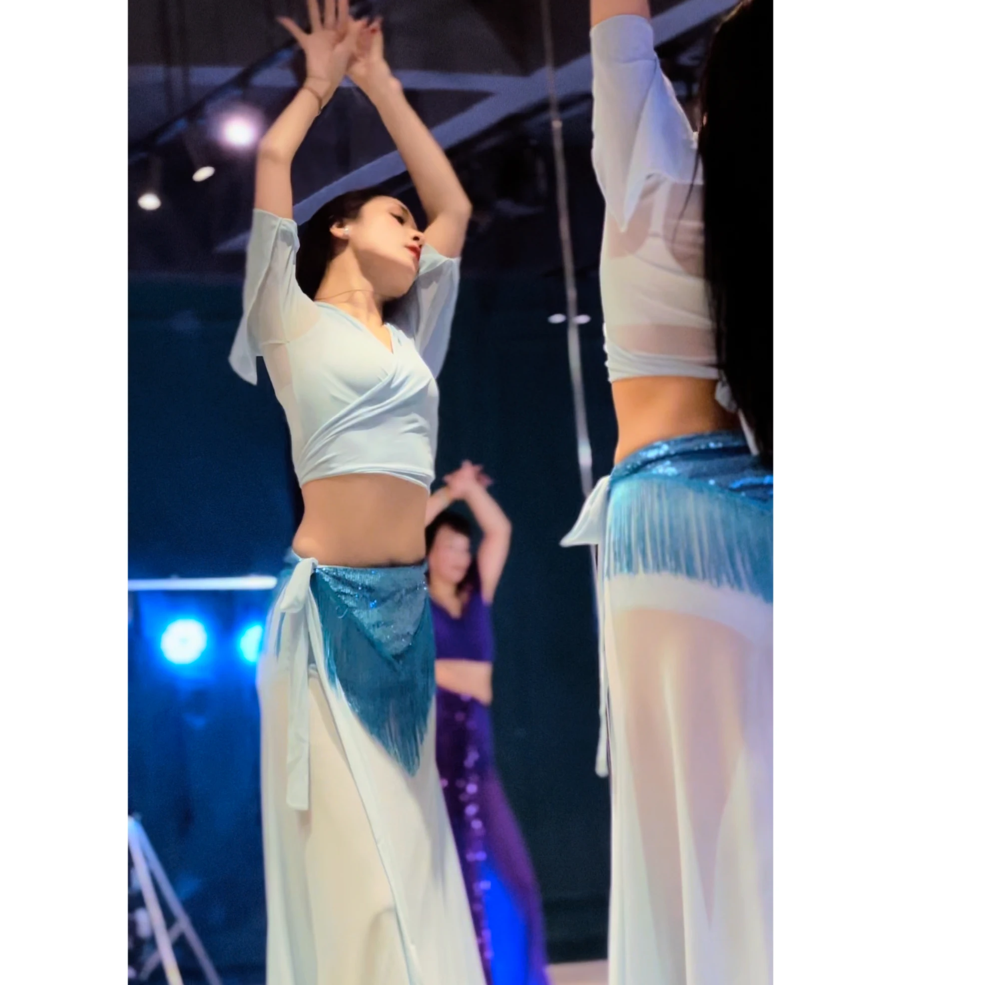 ملابس أداء جديدة للرقص الشرقي للنساء مجموعة شبكية مثيرة راقية للبالغين ملابس ممارسة الرقص الشرقي الاحترافية