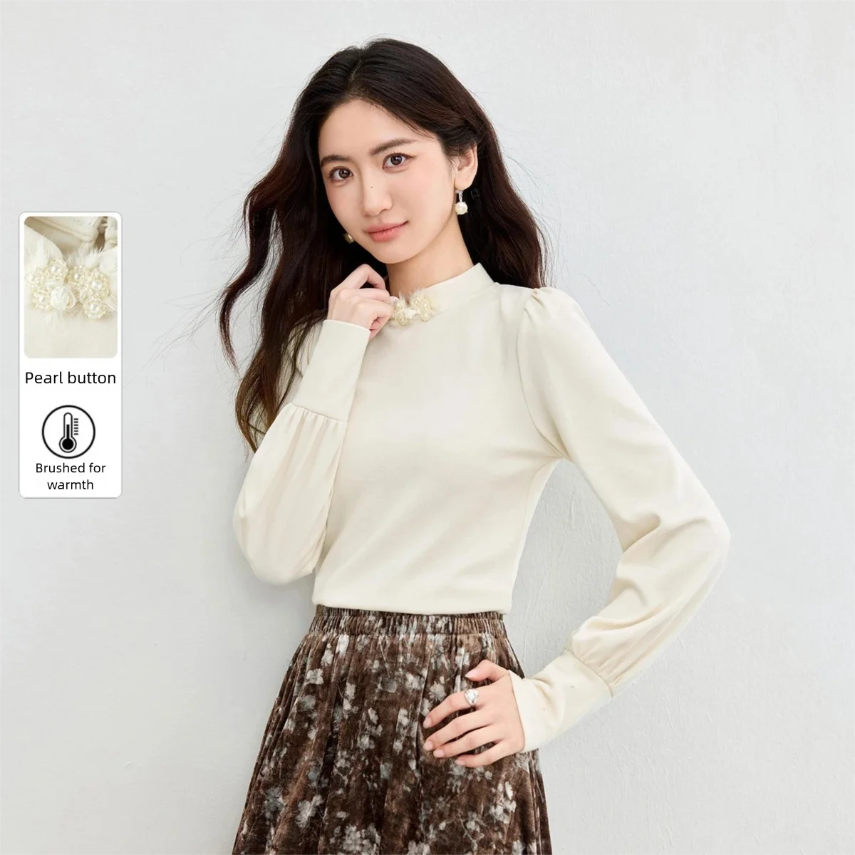 SENTUBILA Simple Women's Knitted T-shirt 2026 Winter Elegant Solid Lantern Sleeve Bead Disc Buckle  Thick Warm Top Q54TA3556