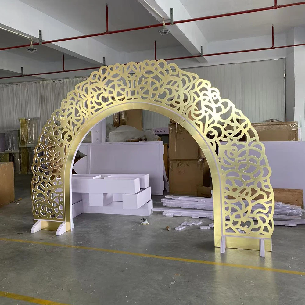 Beautiful Exquisite Design Hollow Gold Backdrops Arch For Wedding Events wedding backdrops for sale