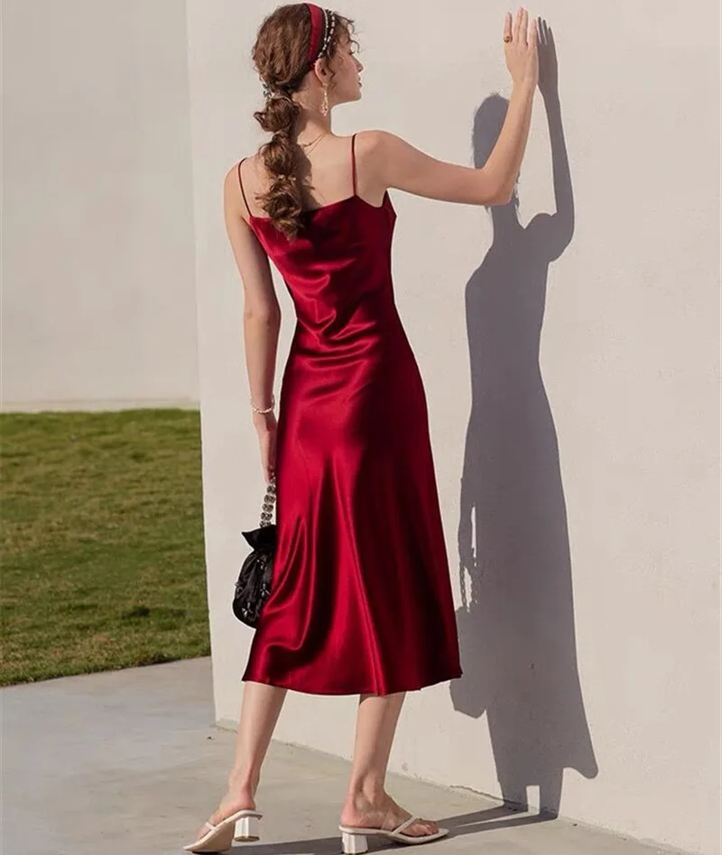 Seksowny Spaghetti pasek bordowy Vintage sztuczny jedwab sukienek letnie kobiety satynowa sukienka na ramiączkach Femme długa suknia Vestidos — zdjęcie 5