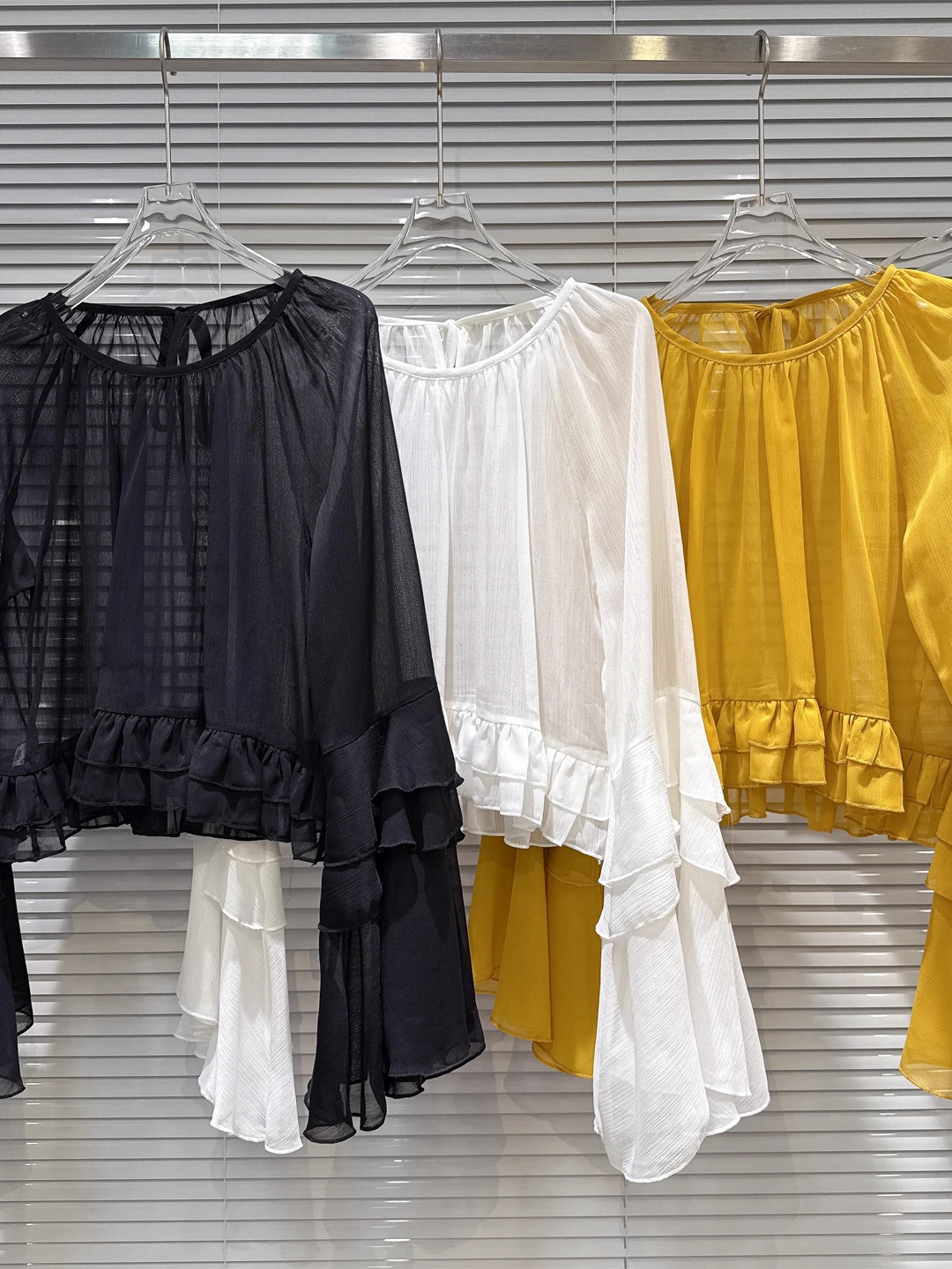 

Spring 2026 New Sle Light Weight Breathable Women's Blouse Lace Trim Sun Protection French Sle Loose Fit Long Sve T-irt