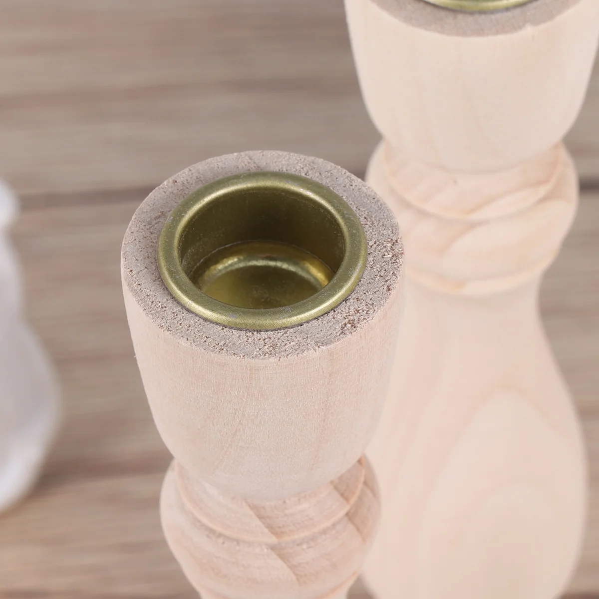 

2Pcs Wooden Candlestick Set Simple Chic Creative Holder for Home Wedding Office Table Decoration Wood Color Mini