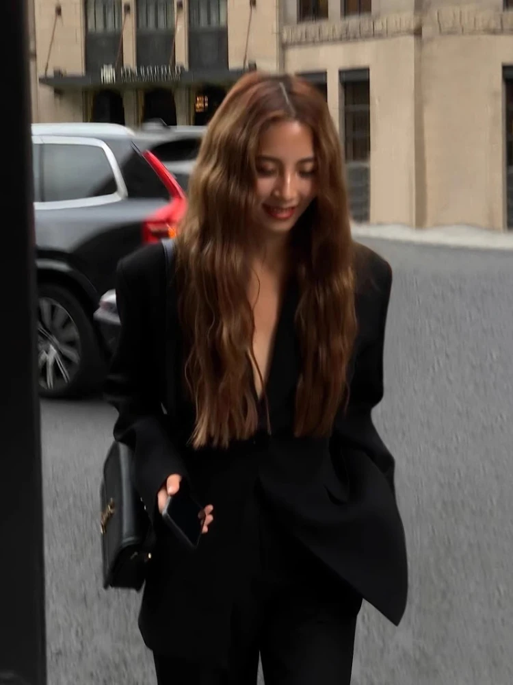 Fashionable Slim Fit Black Blazer for Women 2025 Spring and Autumn New Arrival Solid Color Slimming Casual Long Sleeve Blazers