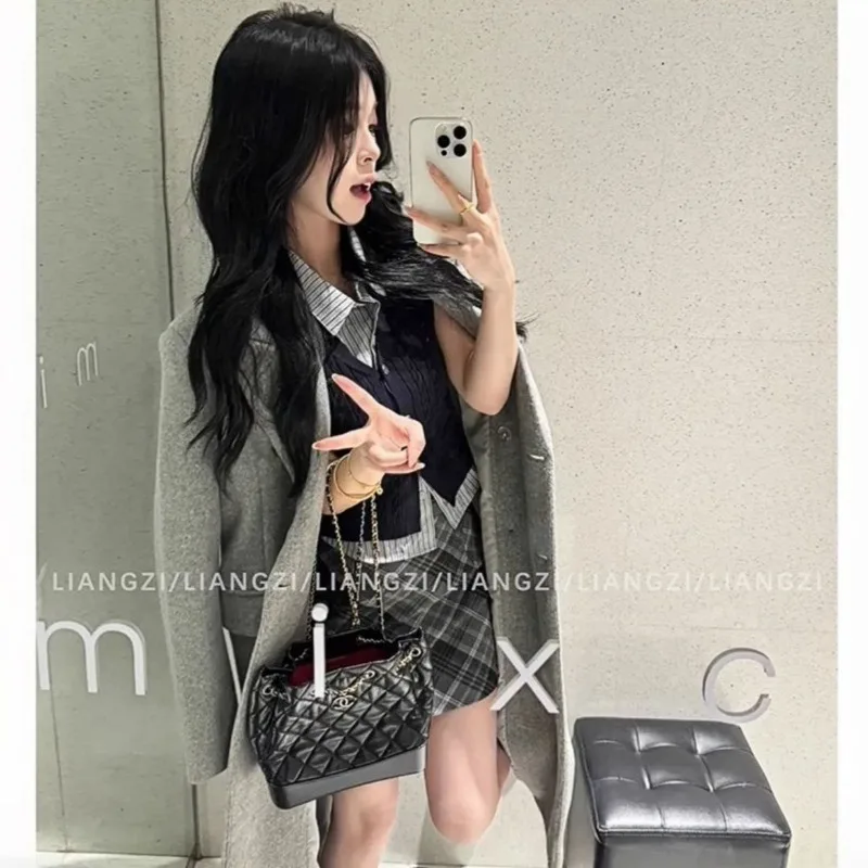 

Шерстяное пальто для женщин 2026: Новинка зимы, стиль Хепберн, простое, модное, средней длины, а также детское пальто-куртка