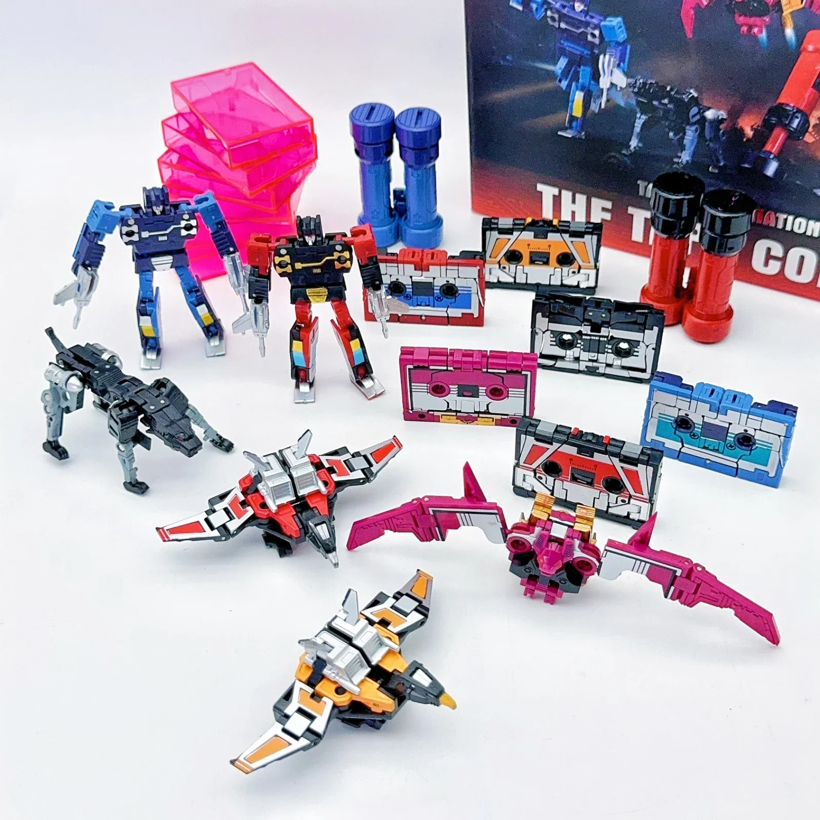 

THF Трансформеры Фигурки Игрушки THF-01P6 THF01P6 Маленькая лента Корпуса Шесть магнитных лент Набор Деформационный робот В наличии