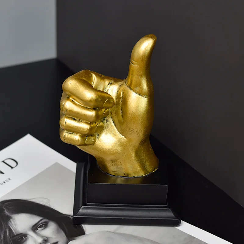 European style Retro Like Victory Gesture Finger Model Resin Ornament Office Wine Cabinet TV Cabinet