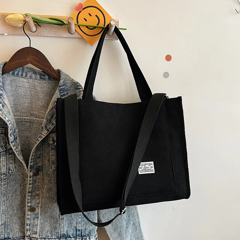 

Designer Hand-held Corduroy Women's Bag New Trend Shoulder Bag Solid Color Buckle Postman's Small Square Bag