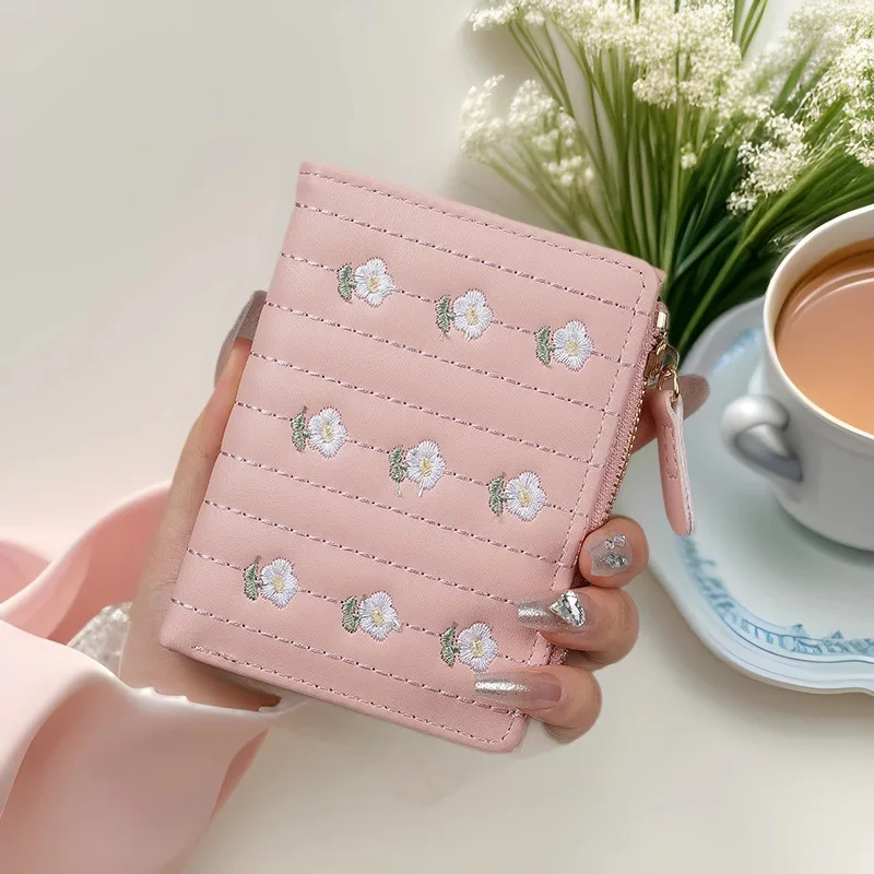 nova-carteira-feminina-estilo-coreano-com-bordado-fofo-minimalista-curta-bifold-para-moedas-e-cartoes