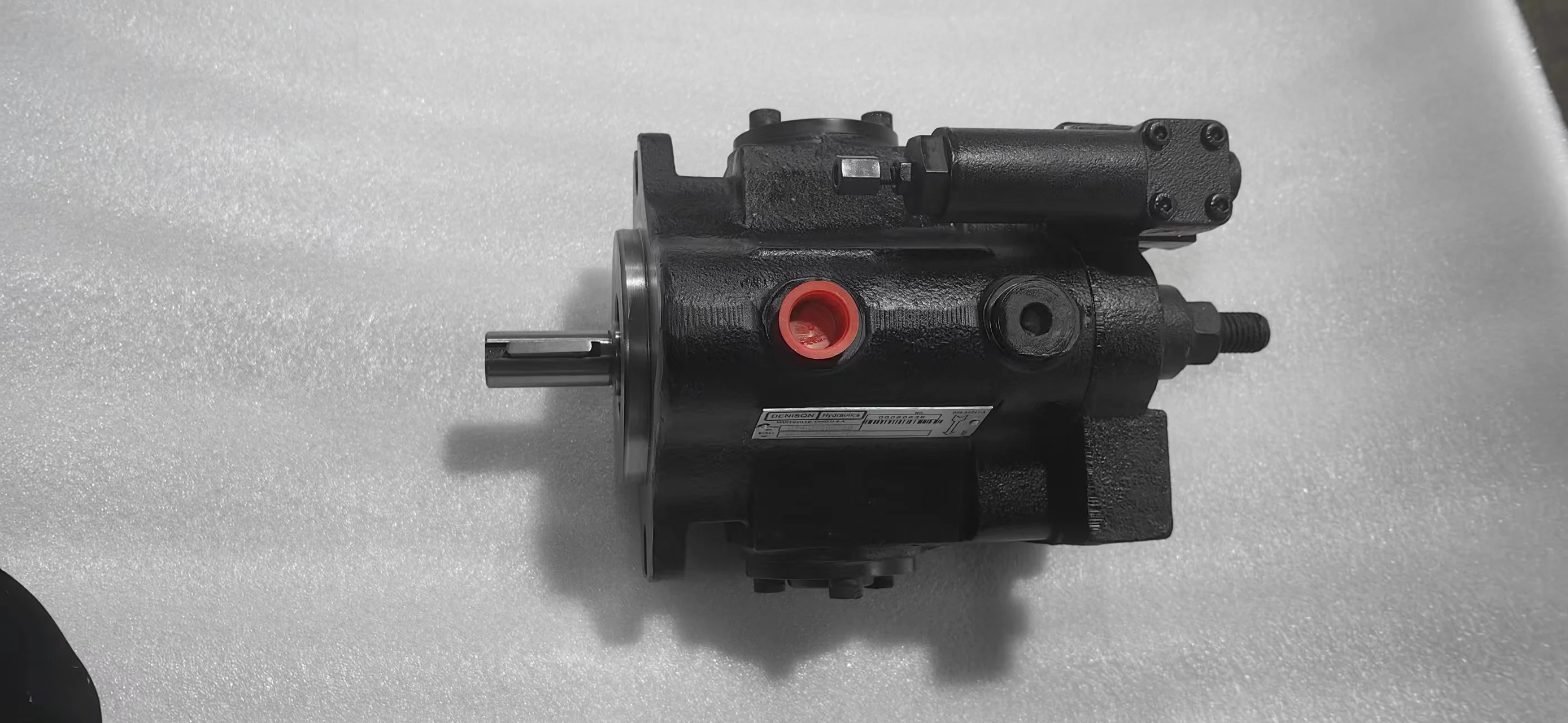 PV PV10 PV15 PV20 PV29 Series Axial Single Piston Pump PV15-2R1-F02