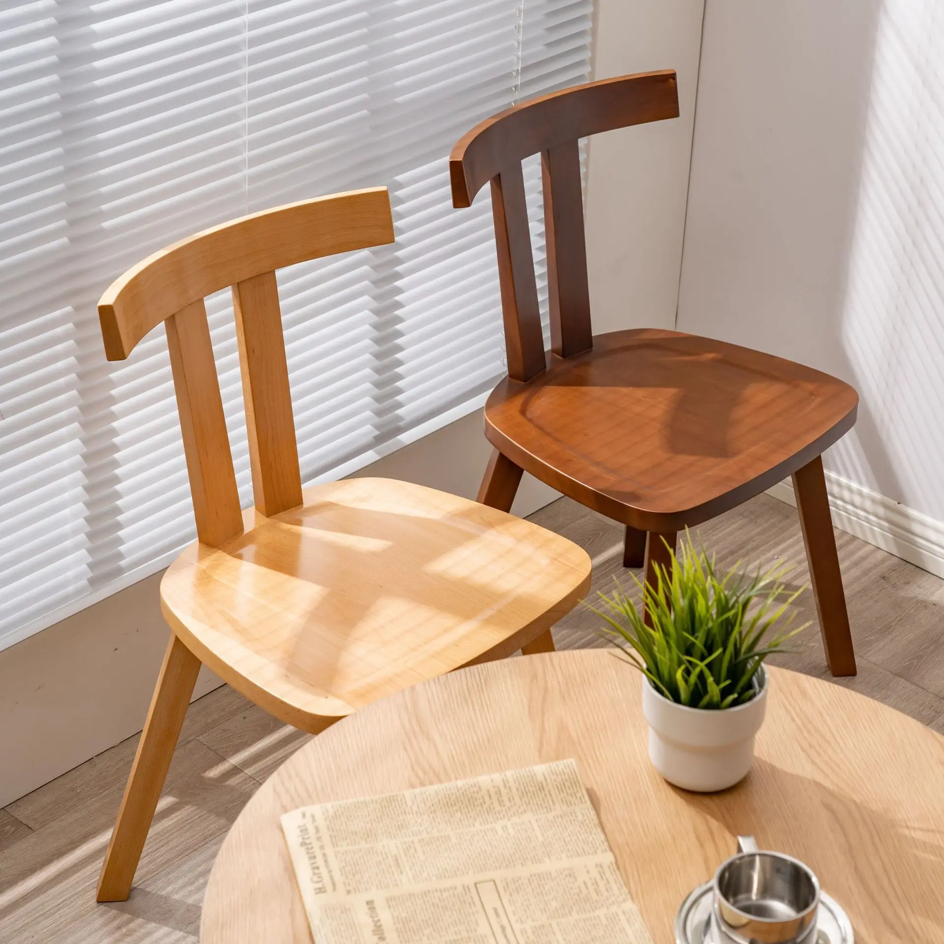 High-end restaurant Solid wood chair Cafe Stable walnut log Paula chair Chinese backrest beech leisure chair