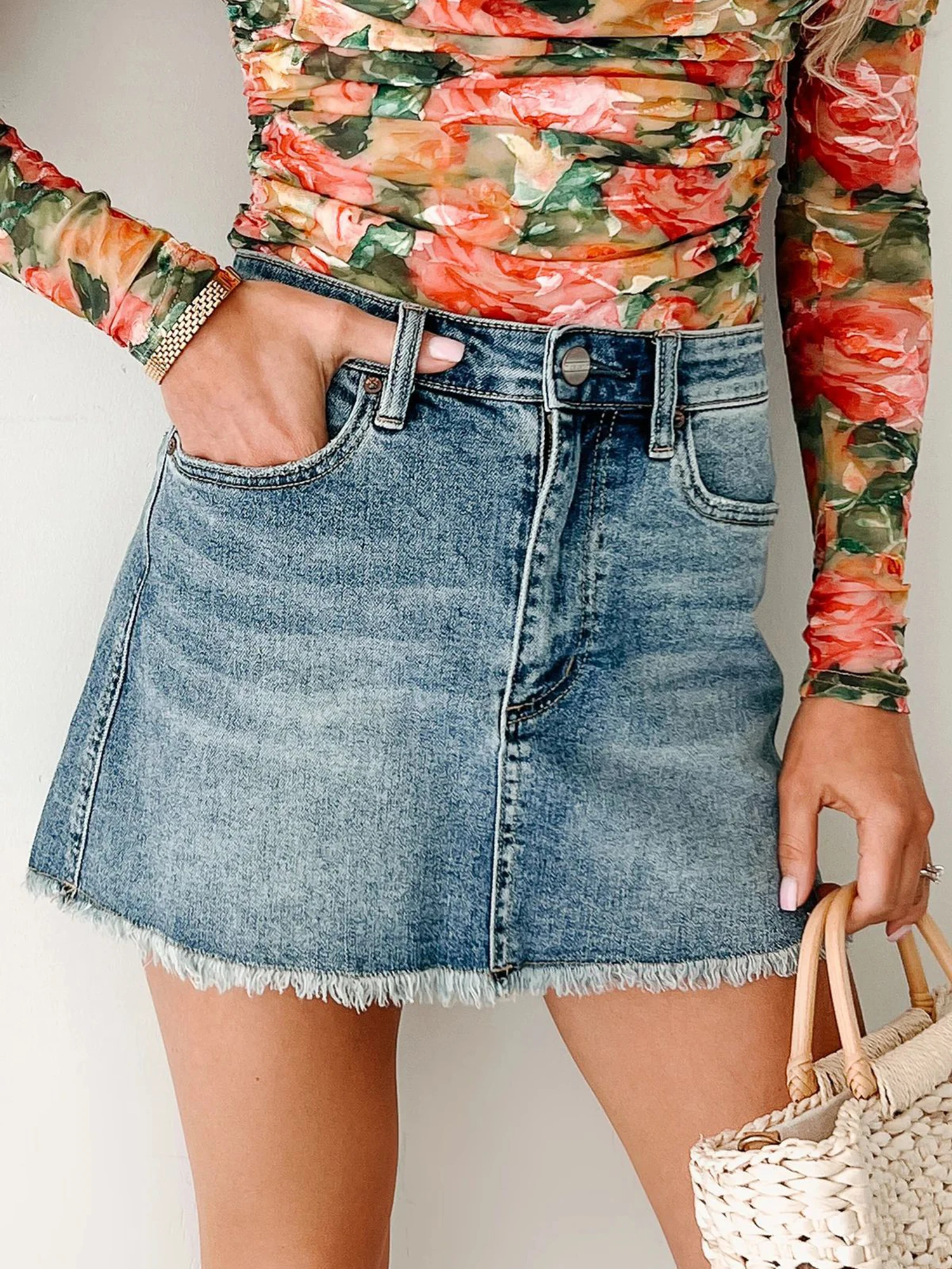 

Women s Distressed Denim Skirts High Waisted Frayed Raw Edge Jean Skirts Mini Skirts Urban Street Style Fashion