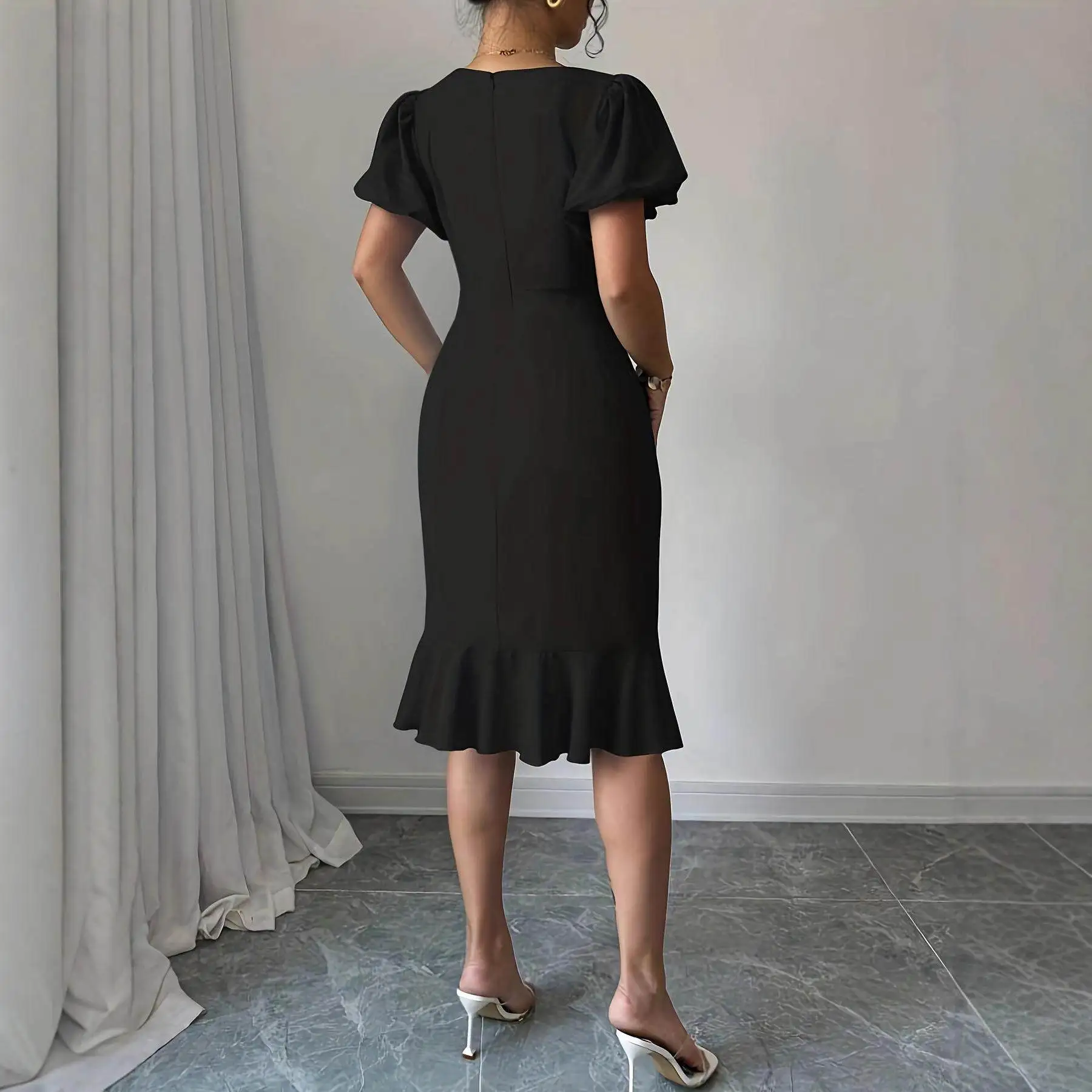 

Мужской комплект Ele Pure Color Bubble Sve Fi Tail Dr Slimming Midi Length Autumn Short Sleeve Fashion