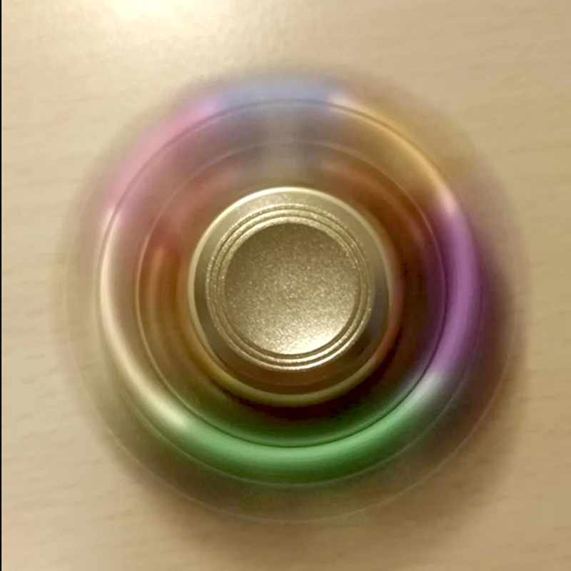 Rainbow Fidget Spinner Metall EDC ADHS Anti-Angst- und Stressabbau-Spielzeug Neuartige Geschenke für Teenager Jungen Kinder Erwachsene