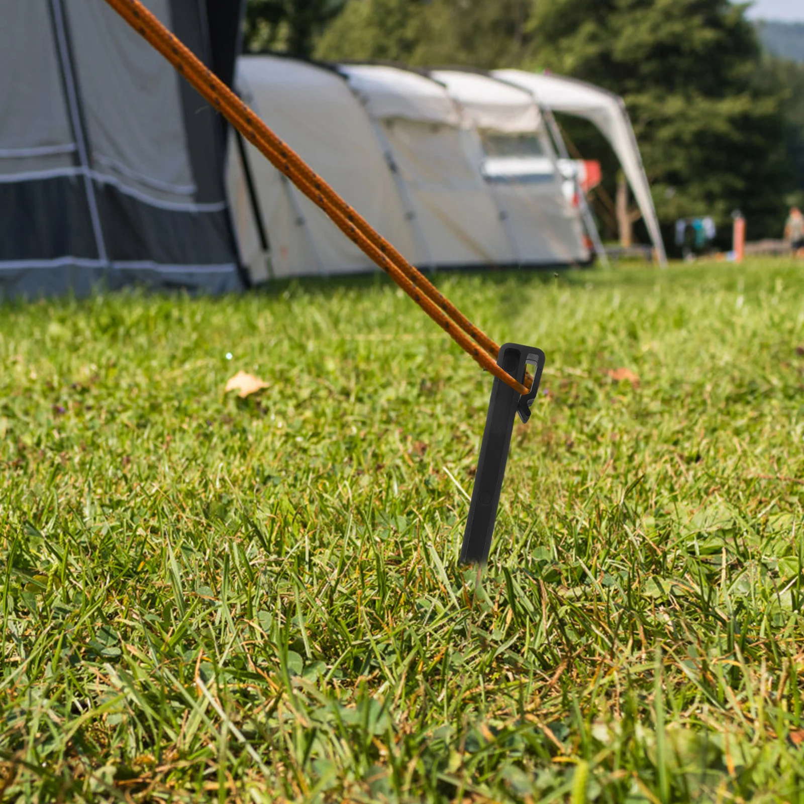 

20Pcs Lightweight Durable Plastic Ground Stakes Garden Stakes for Outdoor Lawn Gardening Plastic Ground Spikes