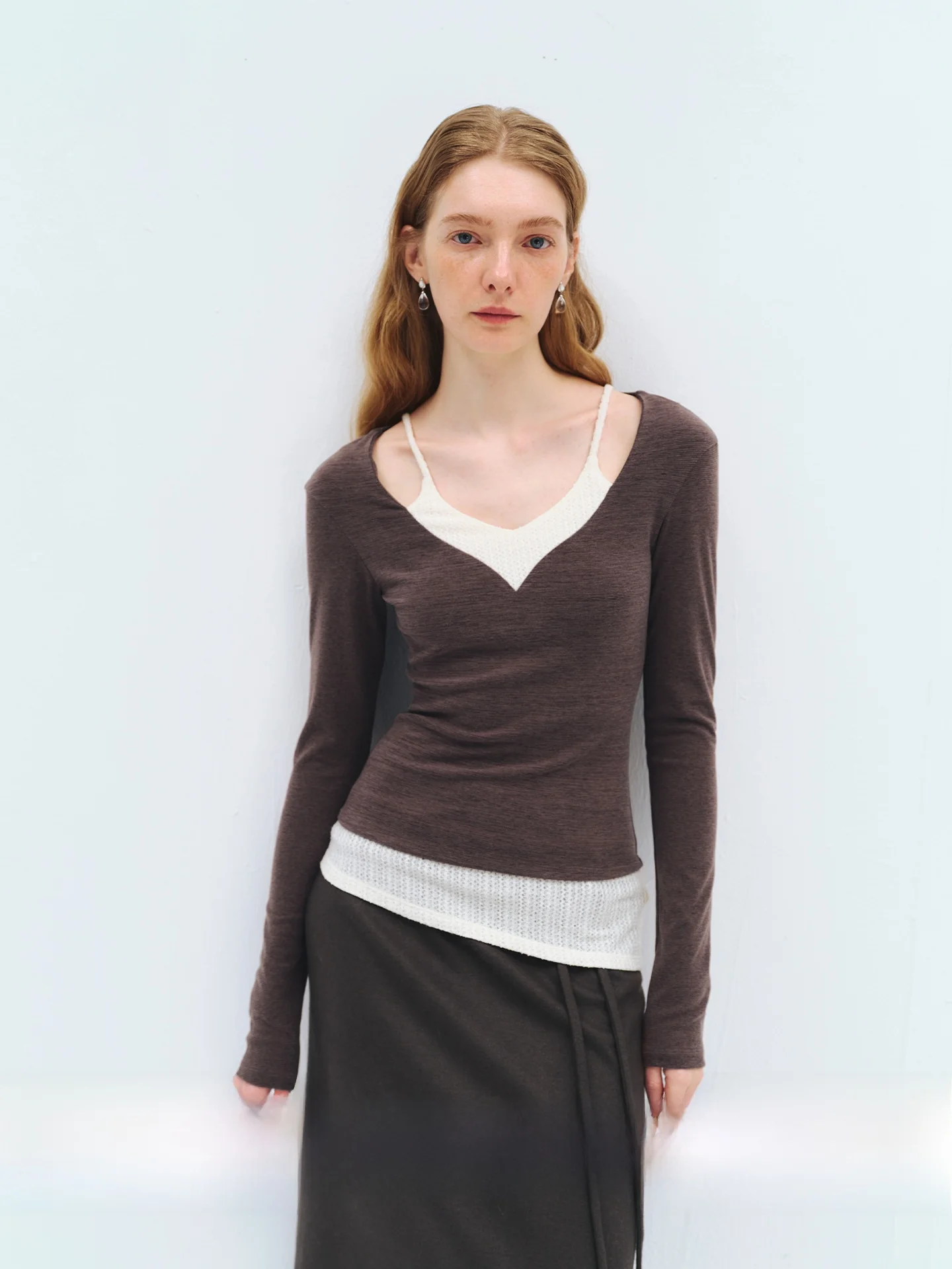 

Вязаная футболка с кружевным воротником-сердечком, в полоску, с цветовыми блоками, приталенная, с длинным рукавом, V-образным вырезом, повседневный топ для женщин, из смесовой ткани с полиэстером