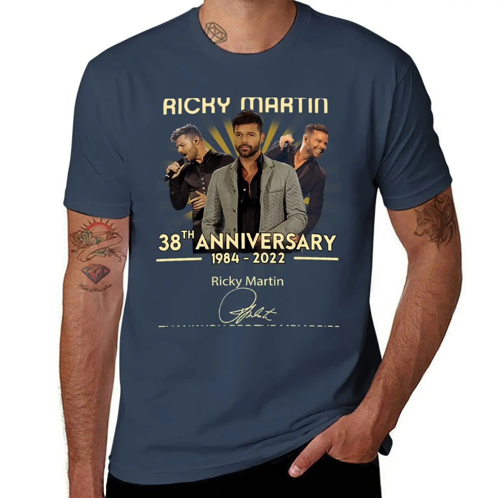 MáRtin Anniversary 38Th, T-Shirt RíCky Dal Design Semplice E Basic A Maniche Corte-image