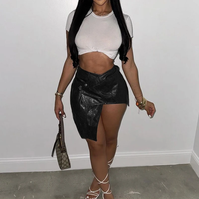 

BKLD Gothic Solid Pu Leather Sexy Mini Skirts Female 2024 Fashionable Irregular Retro Glossy Button Up Half Skirts Party Outfits