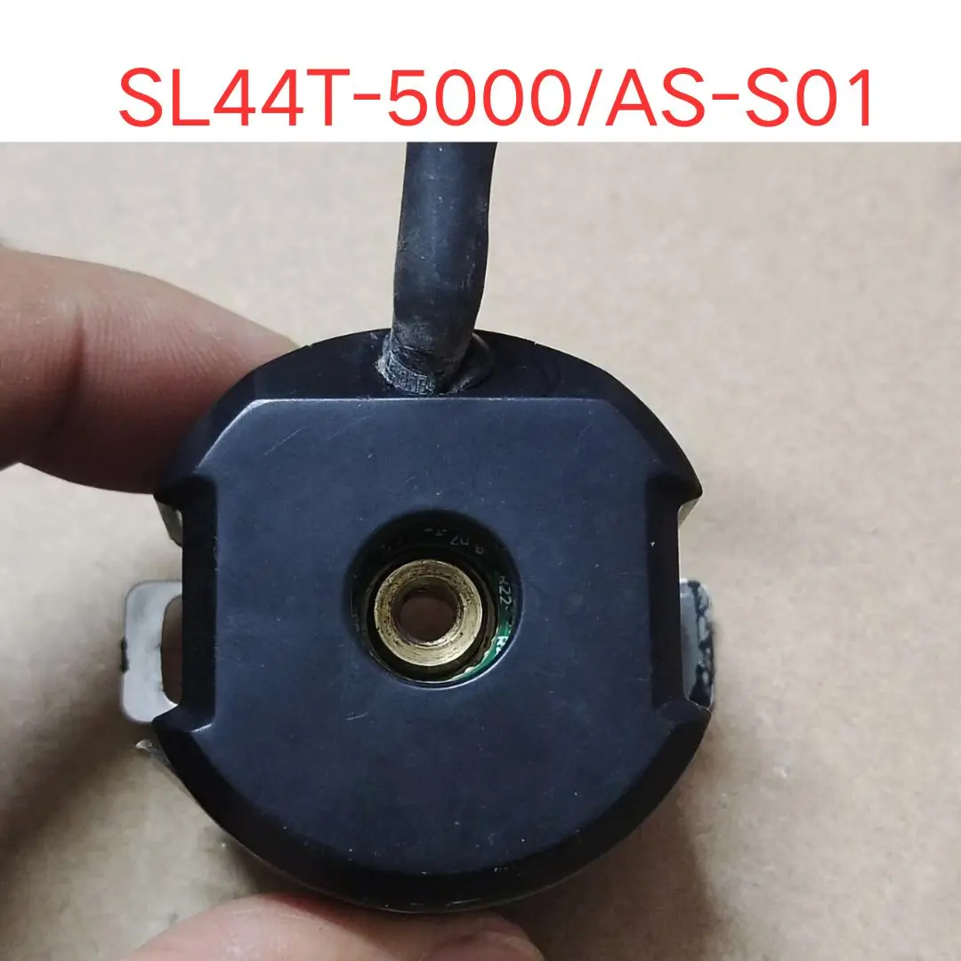 SL44T-5000/AS-101 encoder Second-hand tested ok Fast delivery