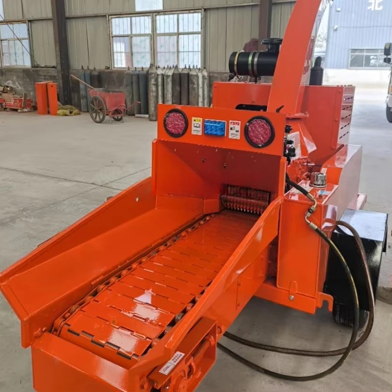 High Speed Mobile Forest Stump Chip Wood Tree Branches Crusher Shredder Chipper Grinder Machine
