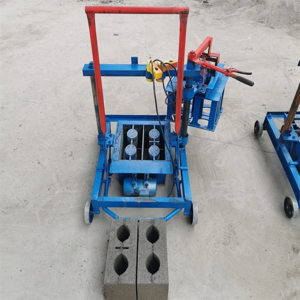 2-45 small and convenient mobile brick making machine, capable of customizing various hollow brick molds