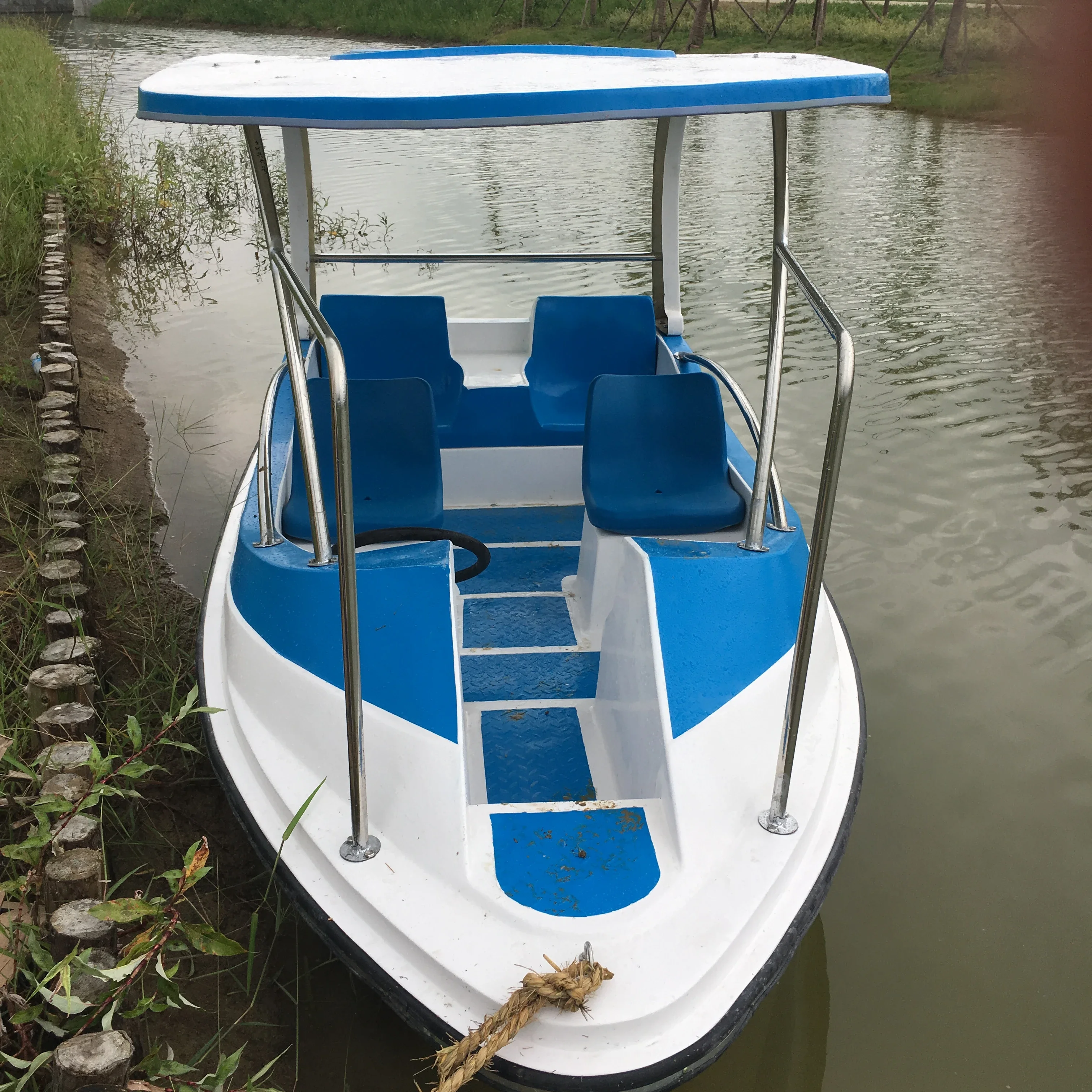 Customized color electric fiberglass boat with top battery fiberglass boat with 4 seats battery power Use for the sea