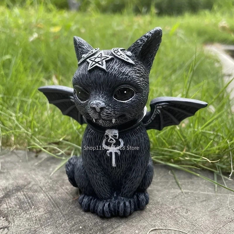 

Halloween Black Cat Statue Mysterious Cute Cat Resin Ornaments Witch Figurines Desktop Decorations Hand-Painted Sculpture